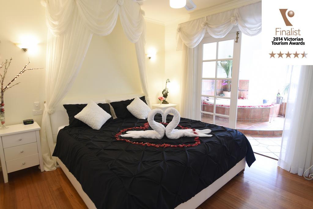 Lakeside Cottage Luxury B&B Mount Dandenong Kültér fotó